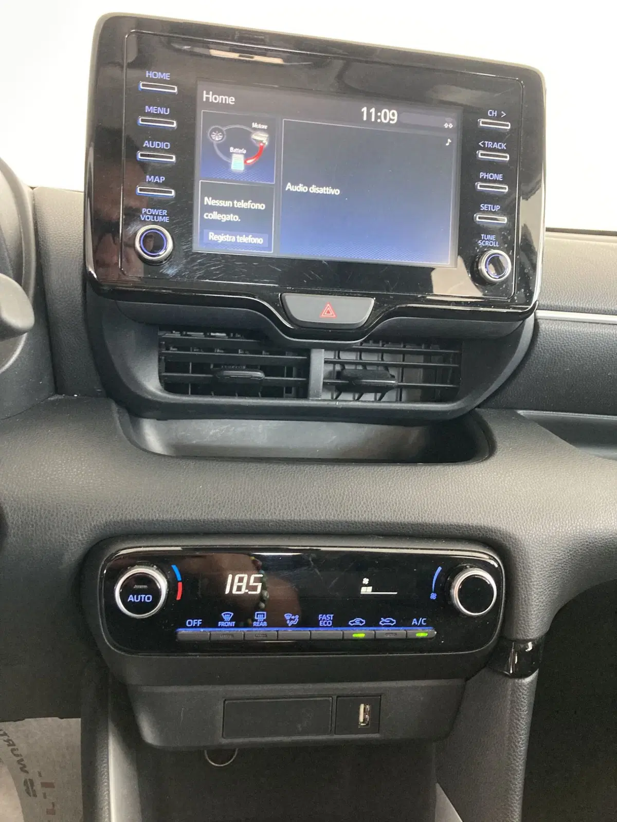 Toyota Yaris usata a Foggia (15)