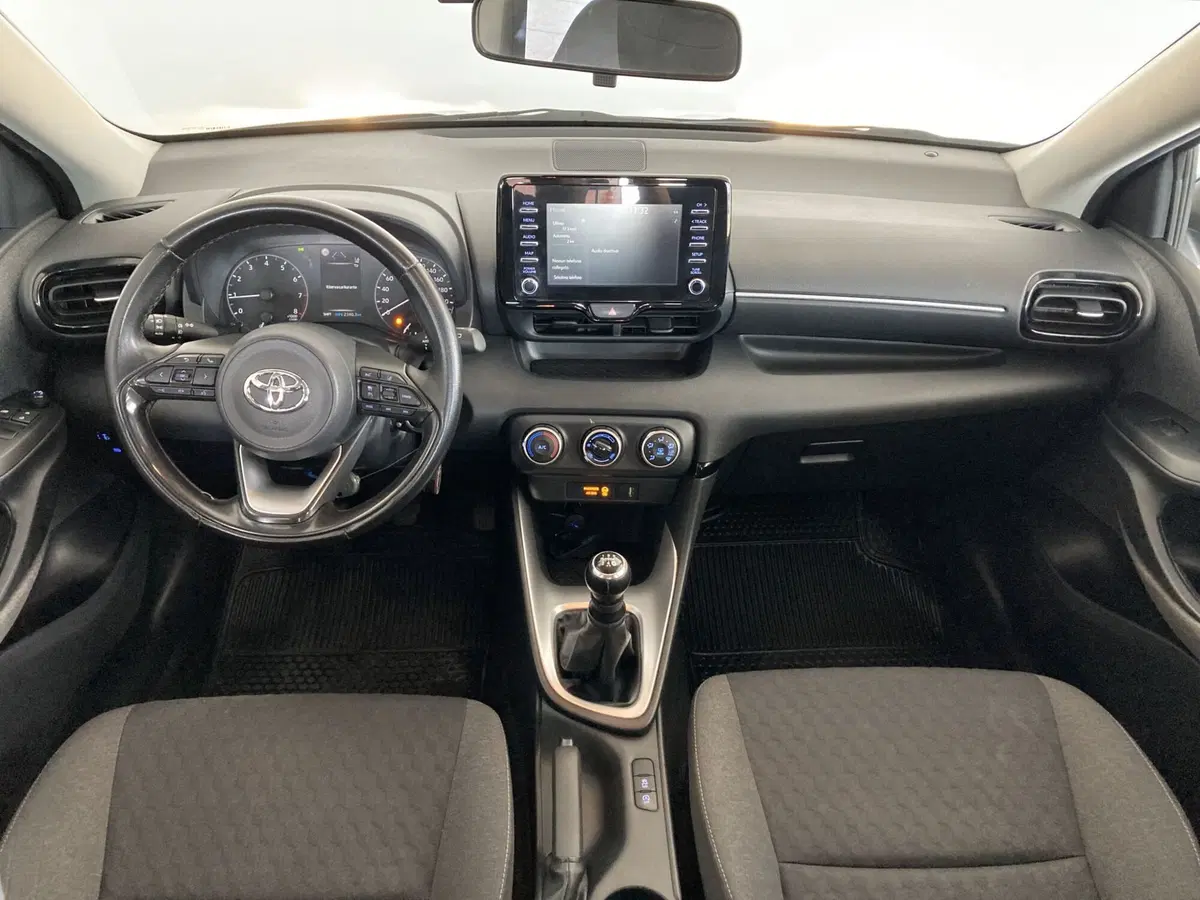 Toyota Yaris usata a Foggia (16)