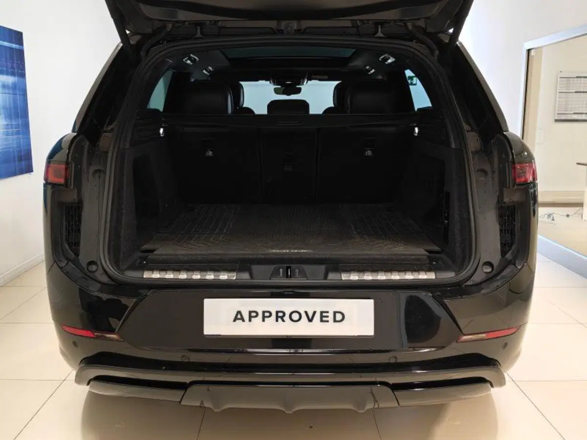 Land Rover Range Rover Sport usata a Venezia (13)