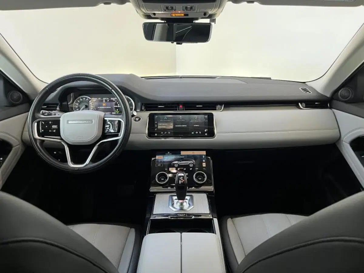 Land Rover Range Rover Evoque usata a Venezia (18)