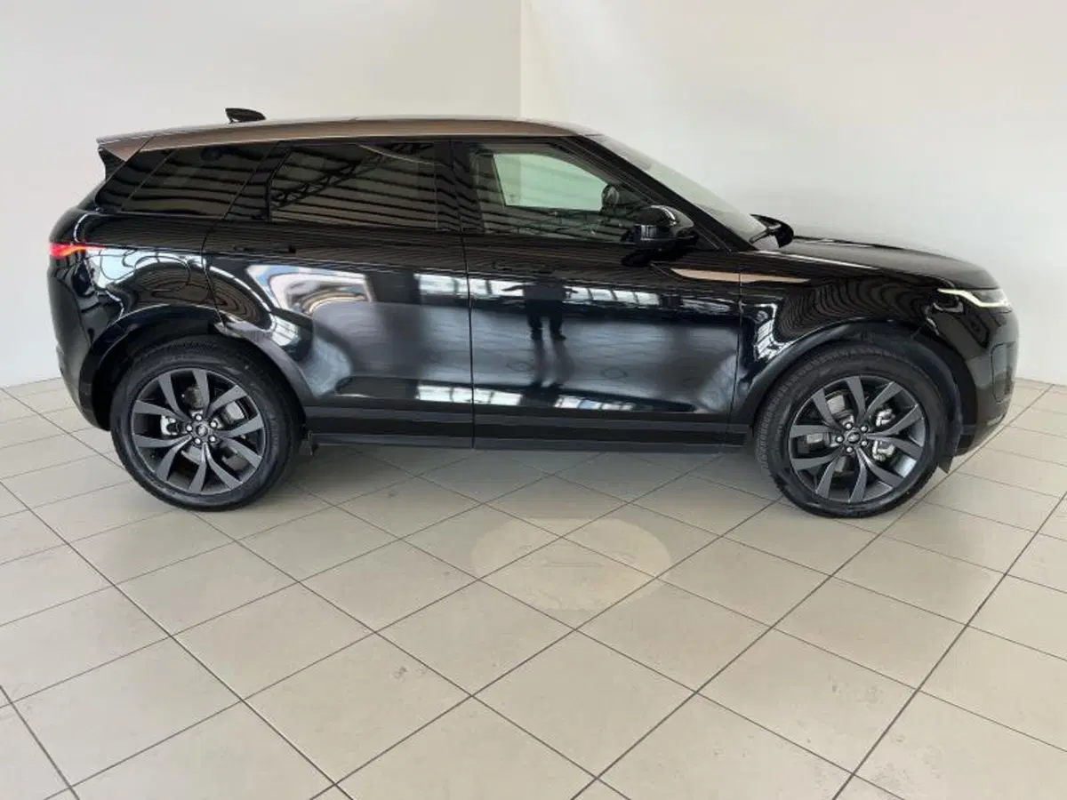 Land Rover Range Rover Evoque usata a Venezia (6)