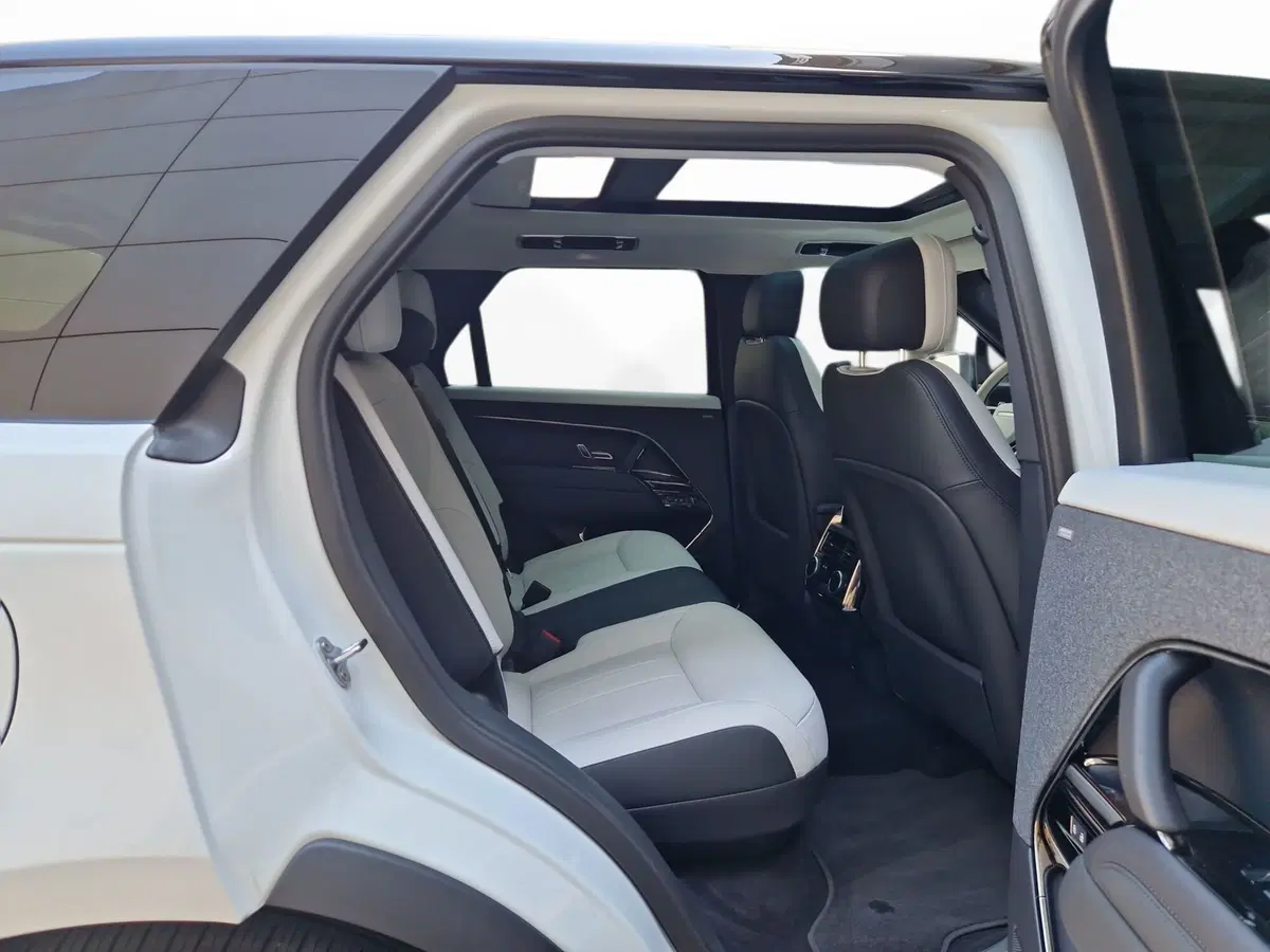 Land Rover Range Rover Sport nuova a Modena (5)