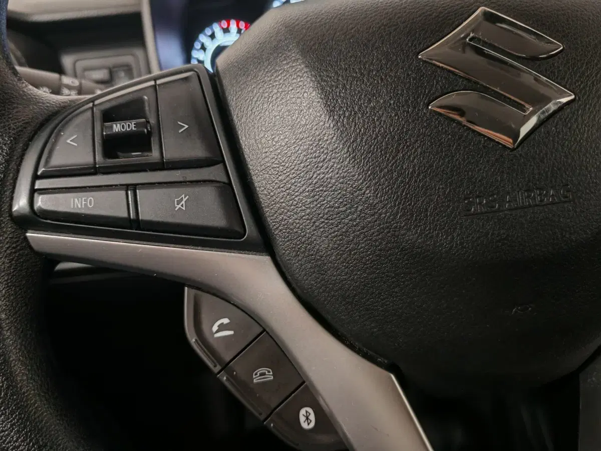 Suzuki Ignis usata a Novara (14)