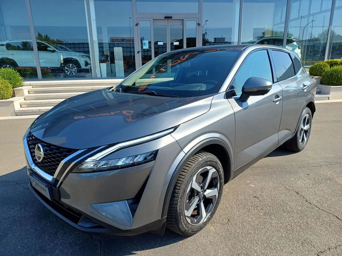 Nissan Qashqai usata a Modena (2)