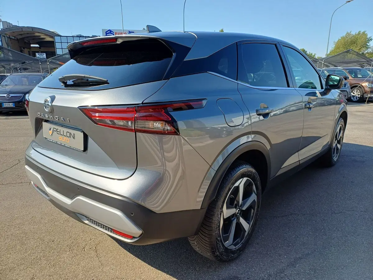 Nissan Qashqai usata a Modena (7)