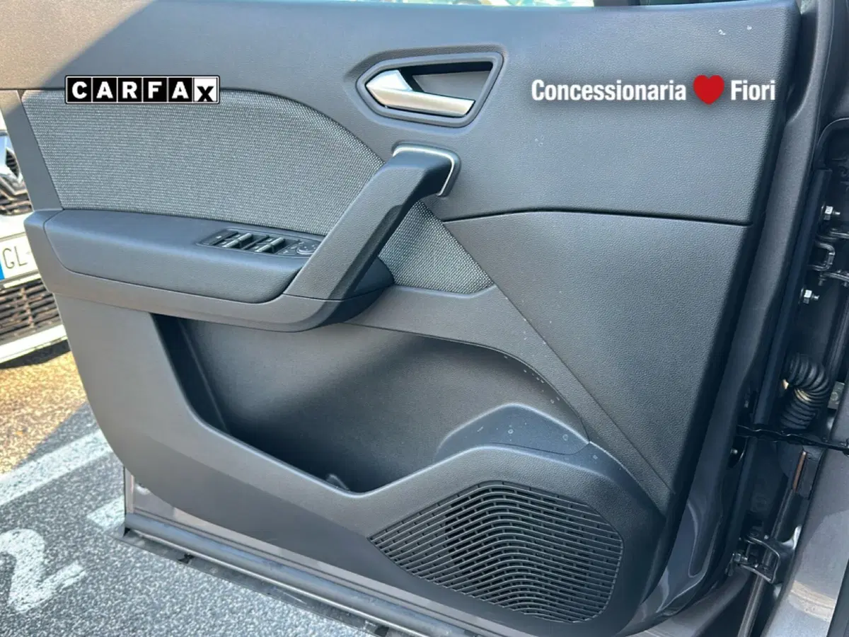 Renault Captur nuova a Latina (20)
