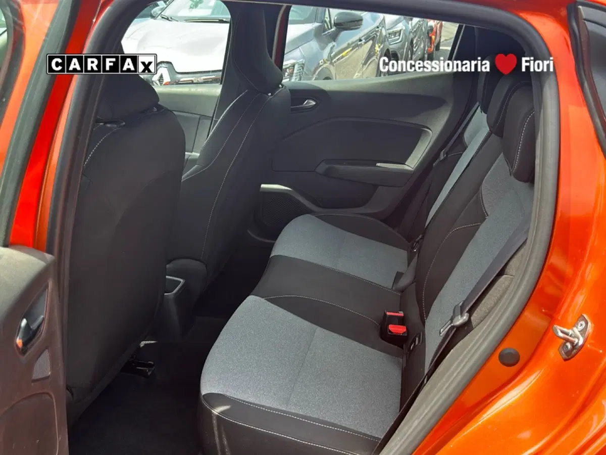 Renault Clio usata a Roma (11)