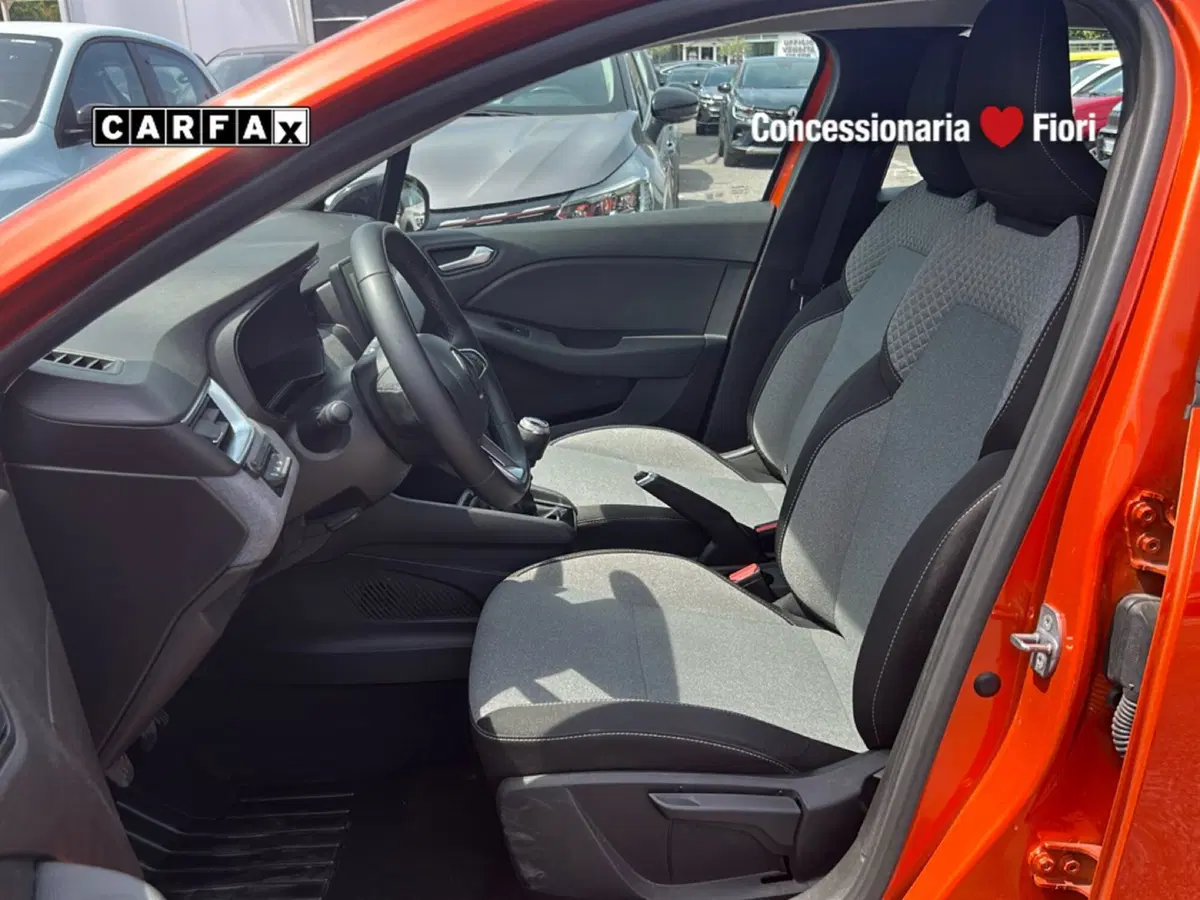 Renault Clio usata a Roma (12)