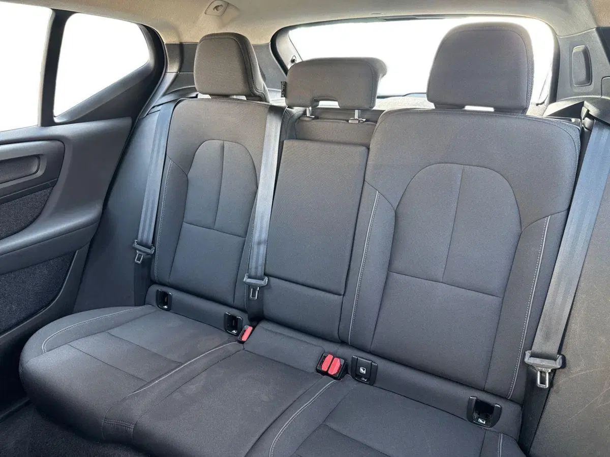 Volvo XC40 usata a Reggio Calabria (10)