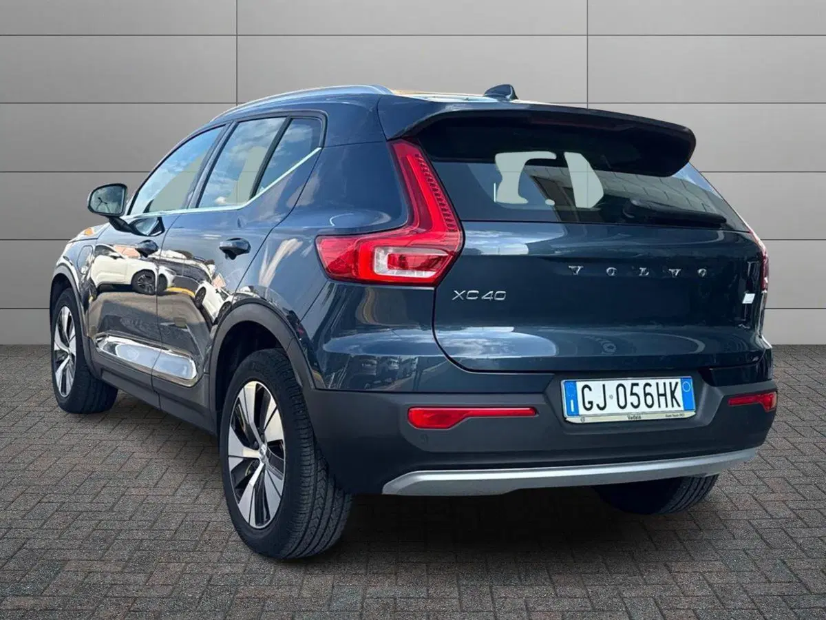 Volvo XC40 usata a Reggio Calabria (4)