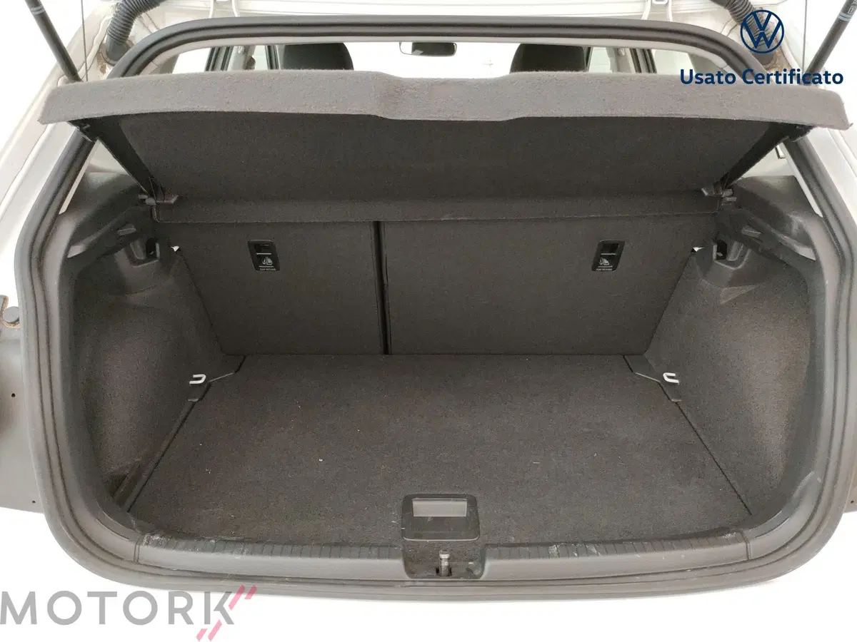 Volkswagen Polo usata a Varese (9)