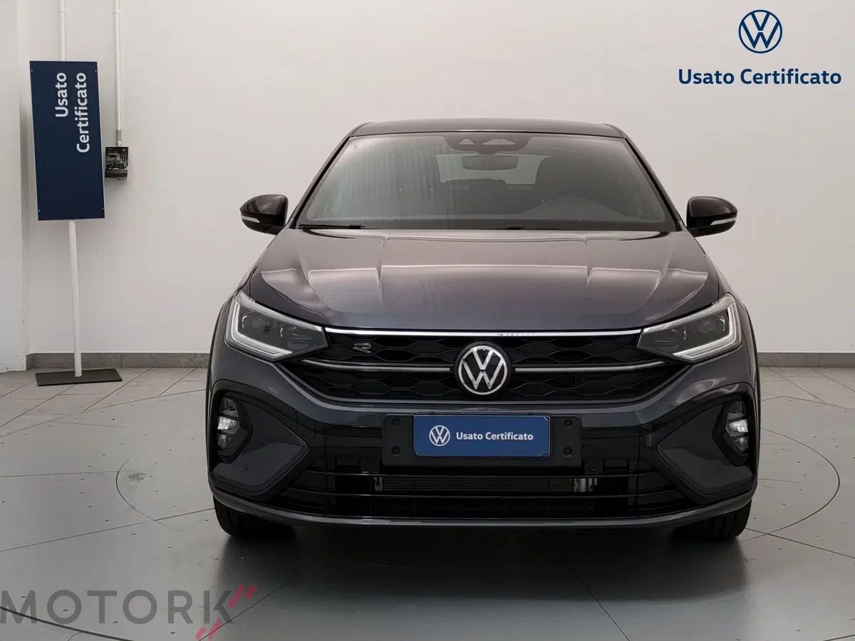 Volkswagen Taigo nuova a Varese (2)