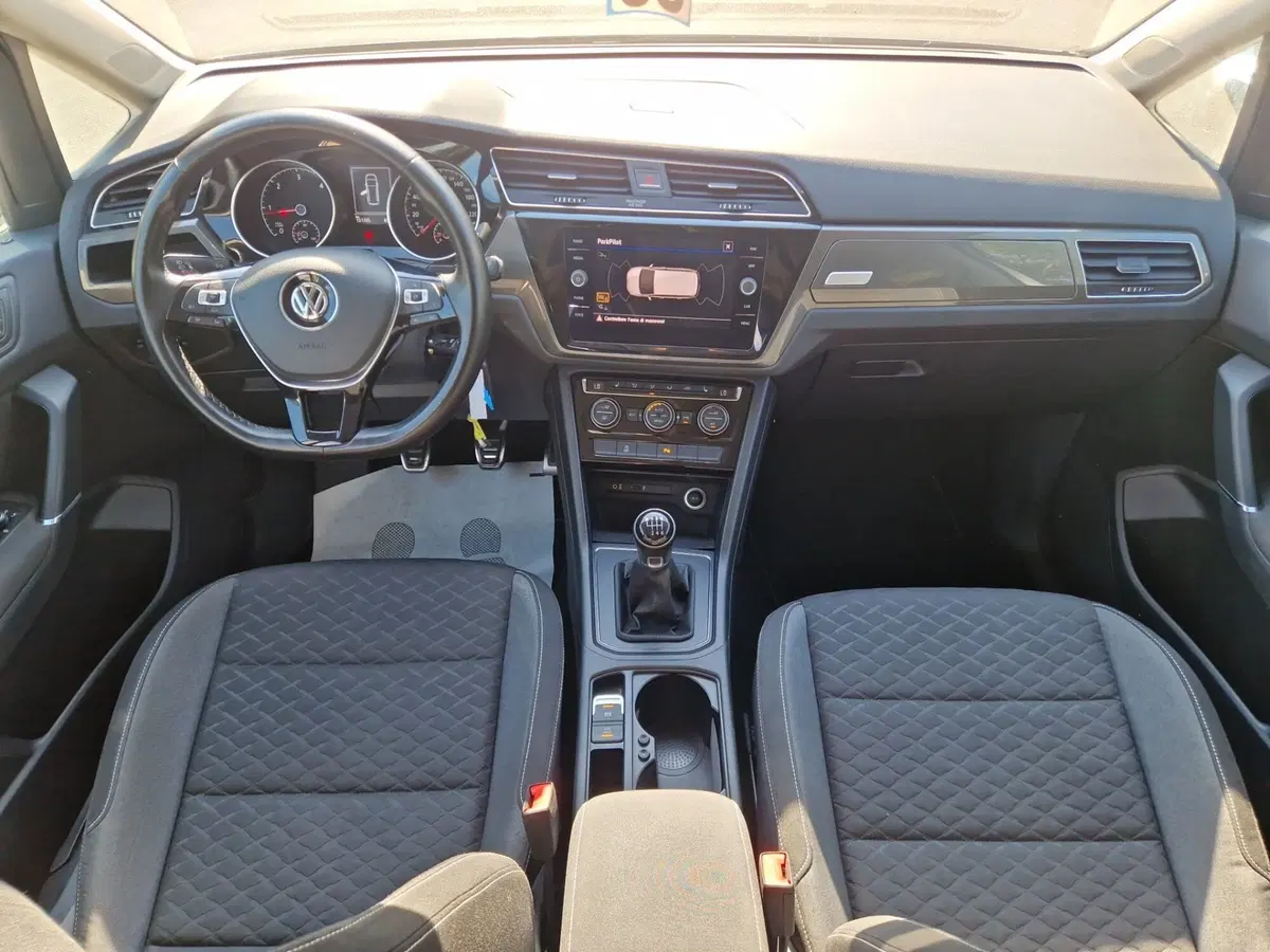Volkswagen Touran usata a Grosseto (10)