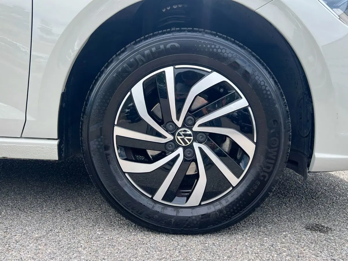 Volkswagen Polo usata a Siena (9)