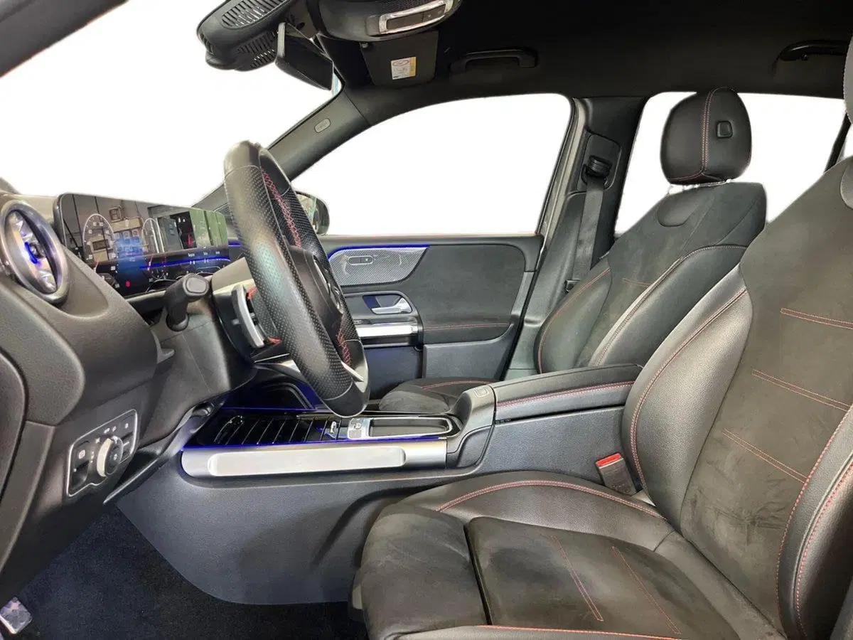 Mercedes-Benz GLB usata a Napoli (10)