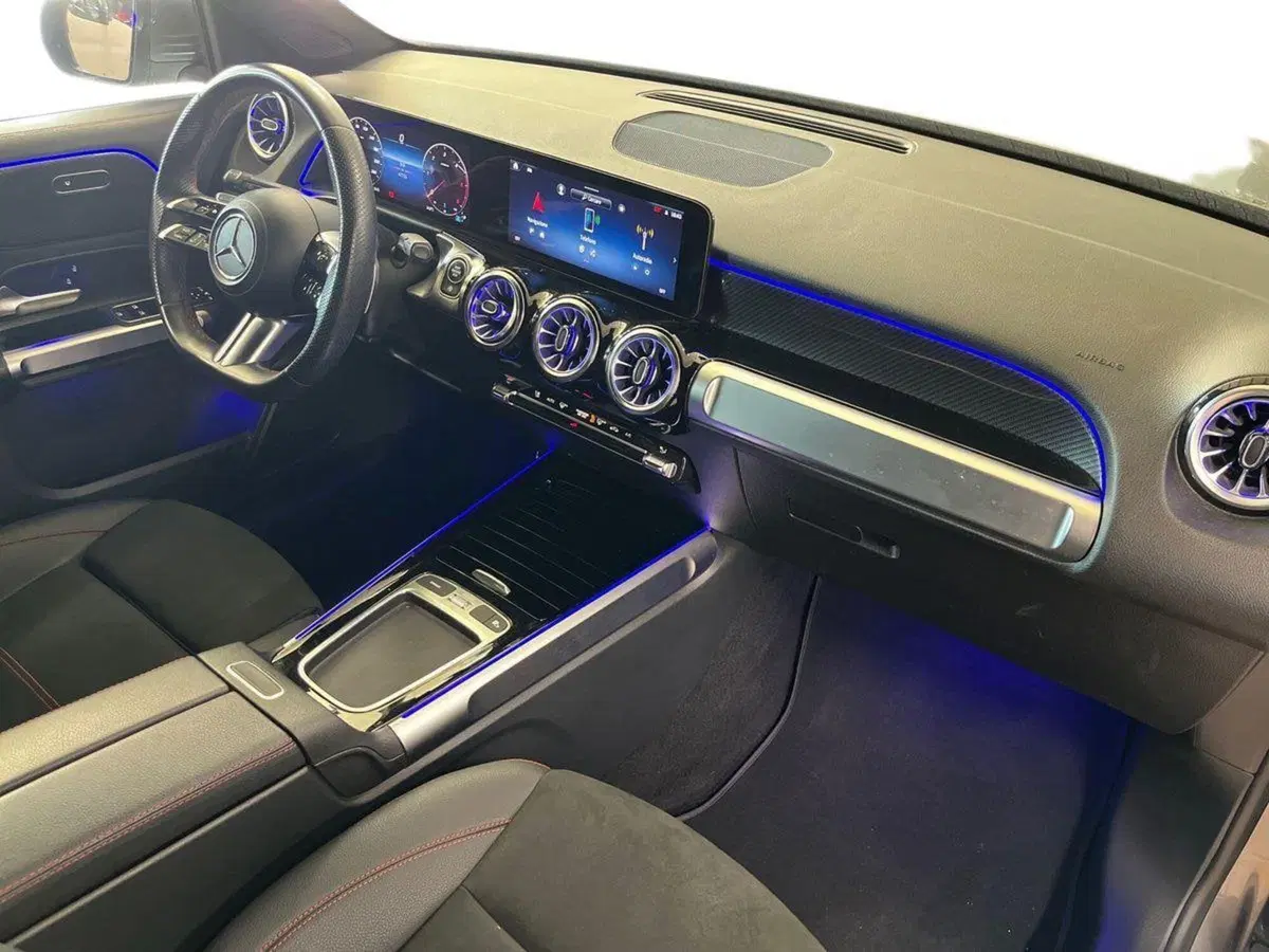 Mercedes-Benz GLB usata a Napoli (13)