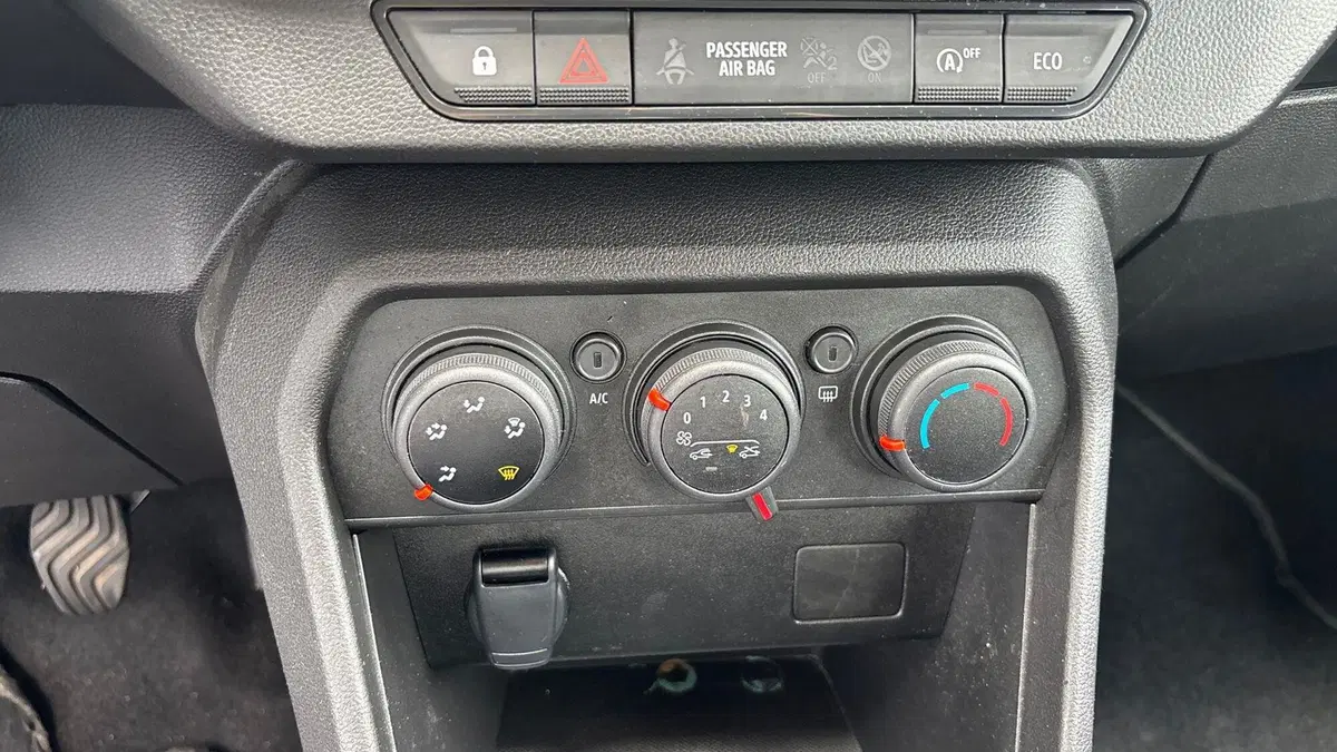 Dacia Sandero usata a Padova (13)