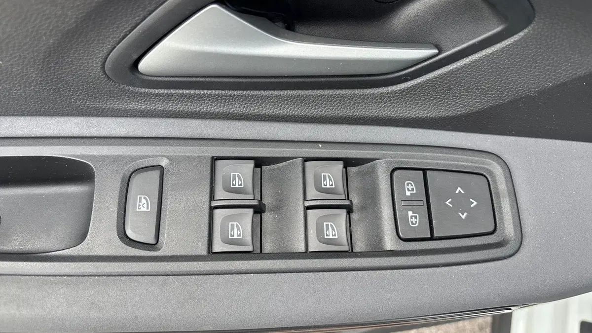 Dacia Sandero usata a Padova (16)