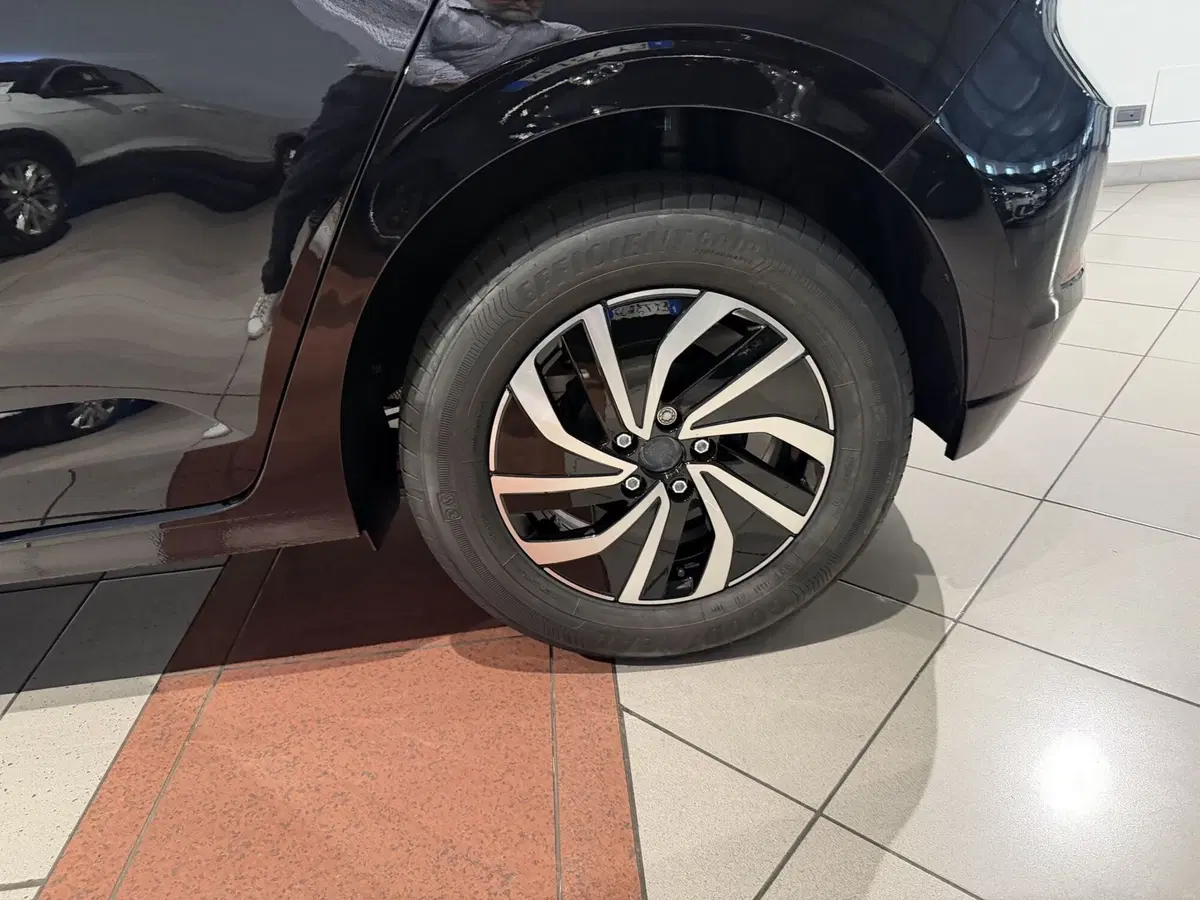 Volkswagen Polo nuova a Genova (13)