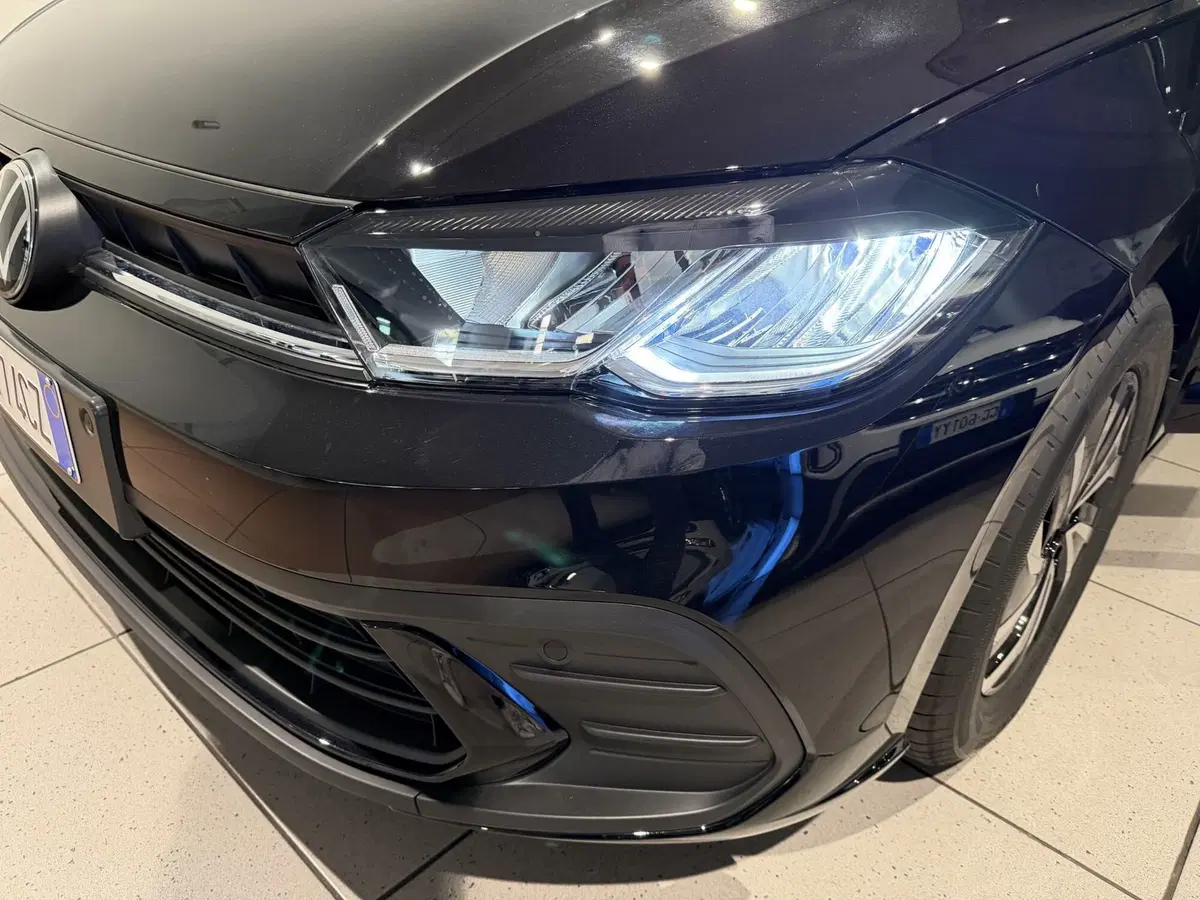 Volkswagen Polo nuova a Genova (14)