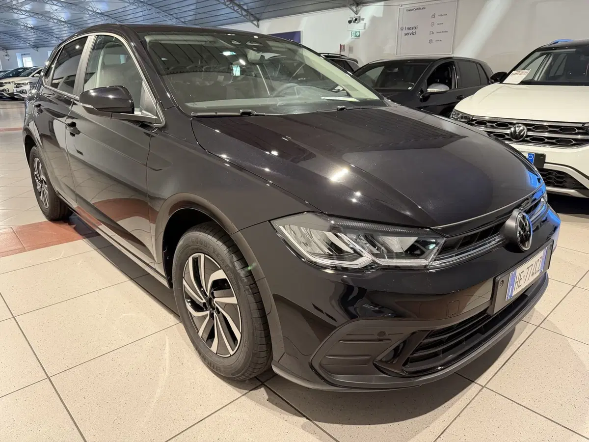Volkswagen Polo nuova a Genova (6)