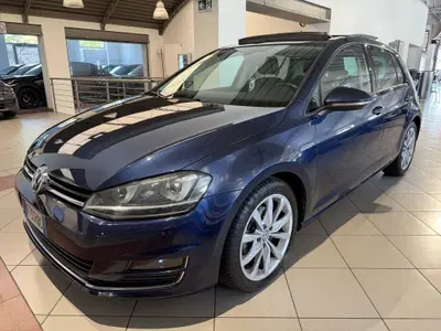 Volkswagen Golf Variant 1.6 TDI 110 CV DSG Highline BMT del 2016 usata a Genova
