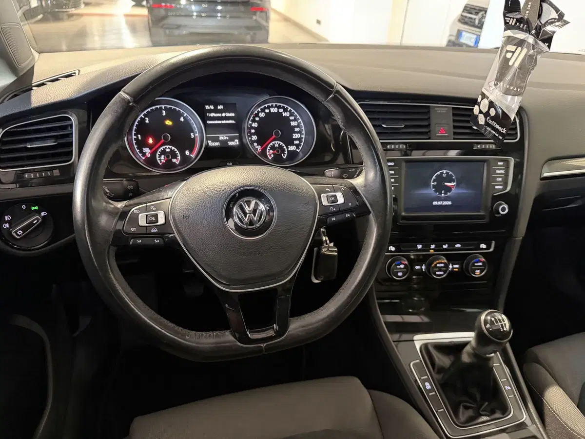 Volkswagen Golf Variant usata a Genova (13)
