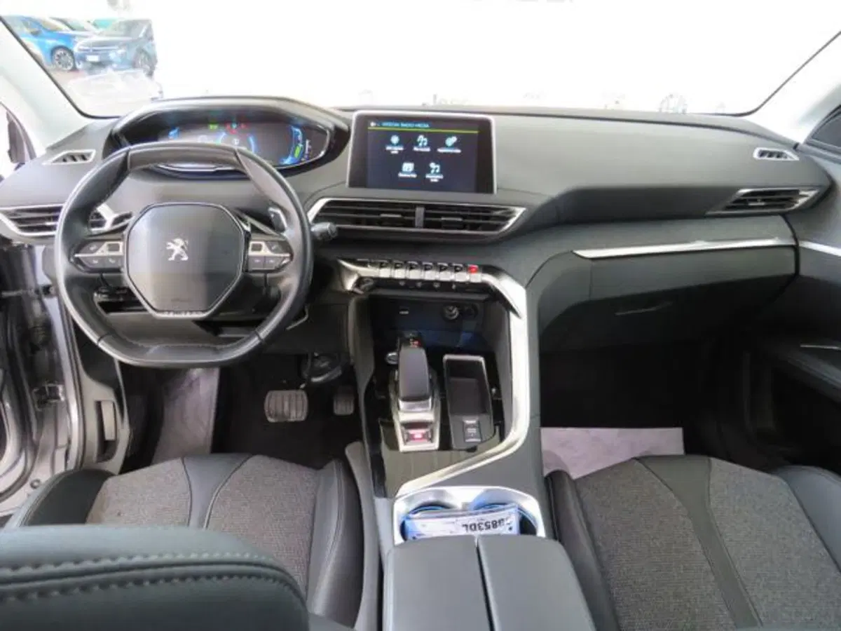 Peugeot 3008 usata a Lodi (13)