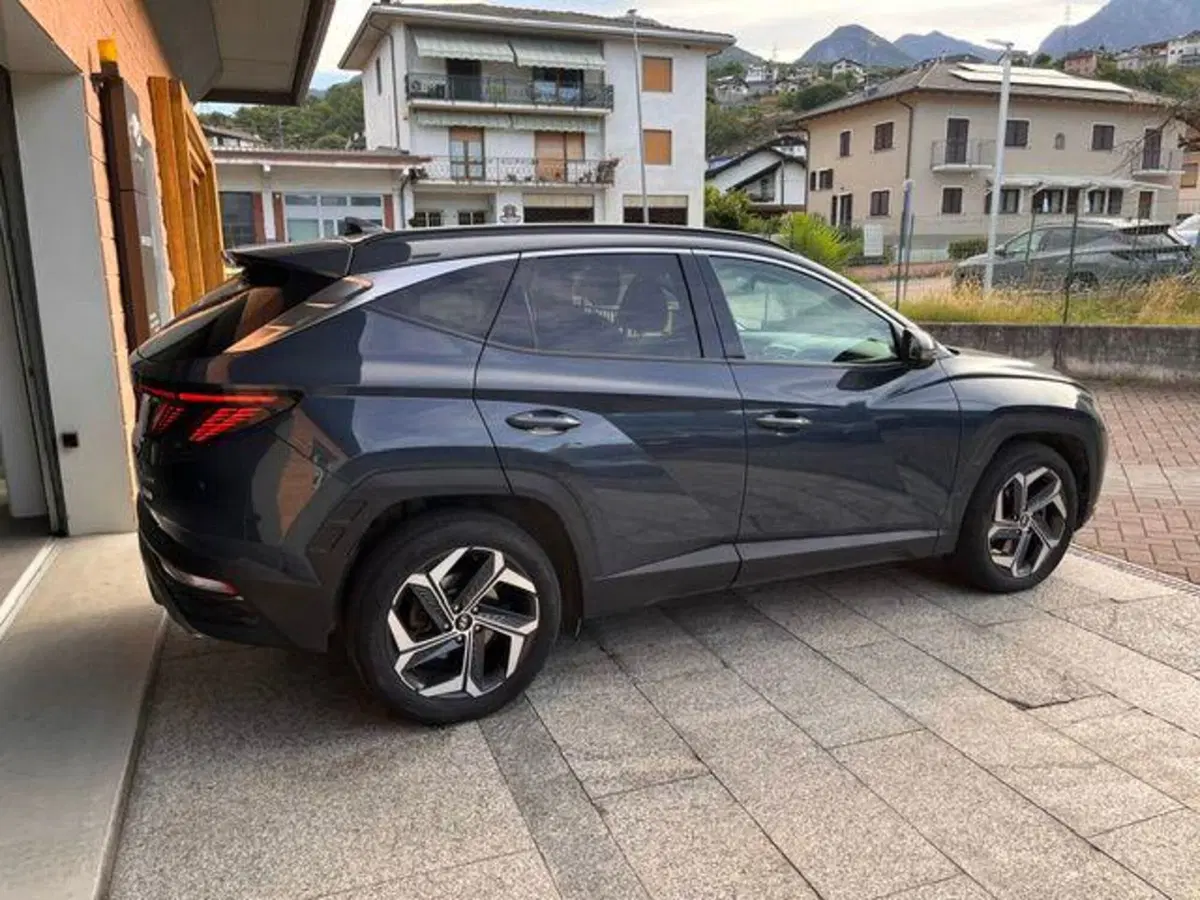 Hyundai Tucson usata a Verbano Cusio Ossola (9)