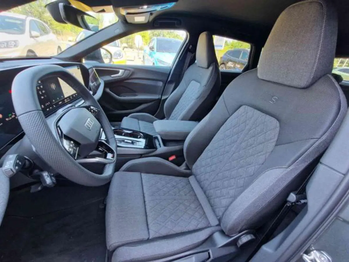 Audi A5 Avant nuova a Bologna (16)