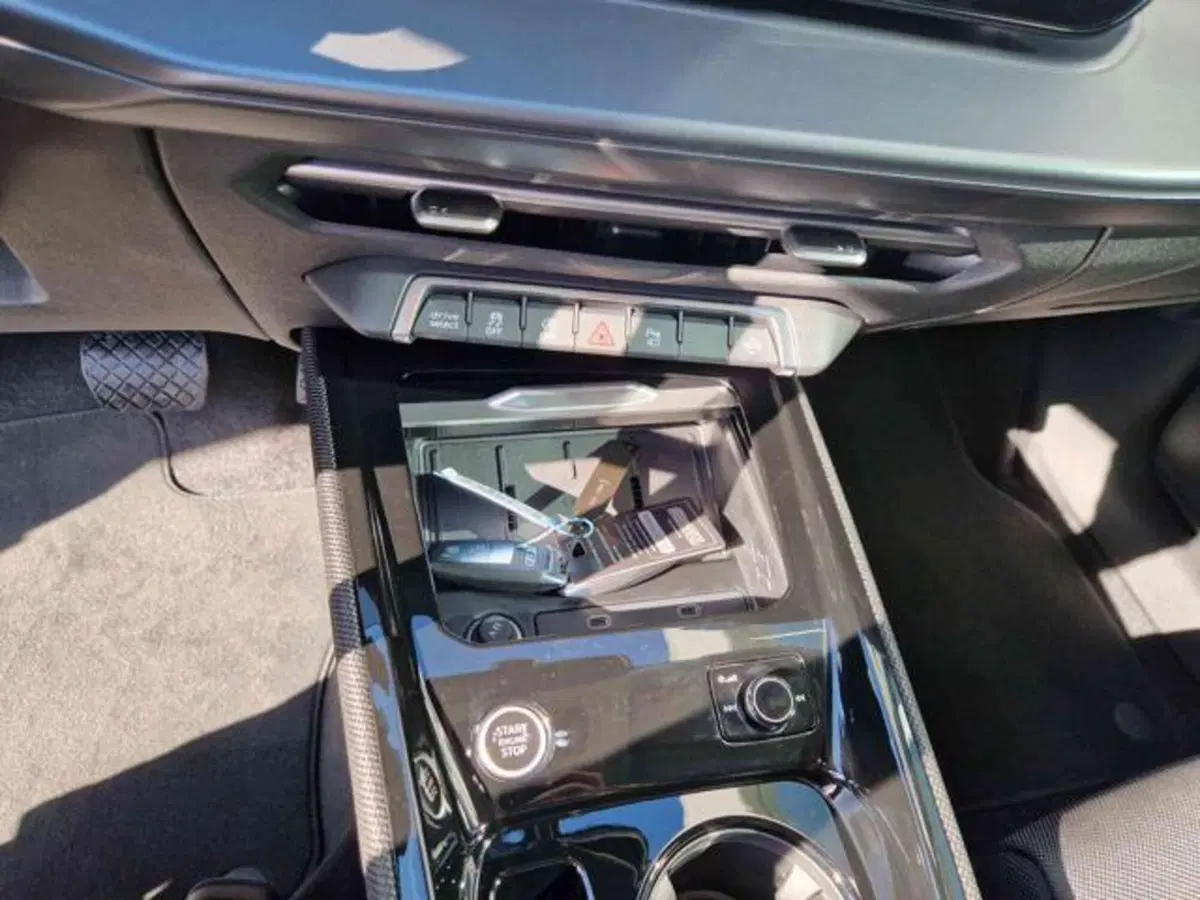 Audi Q3 Sportback nuova a Bologna (11)