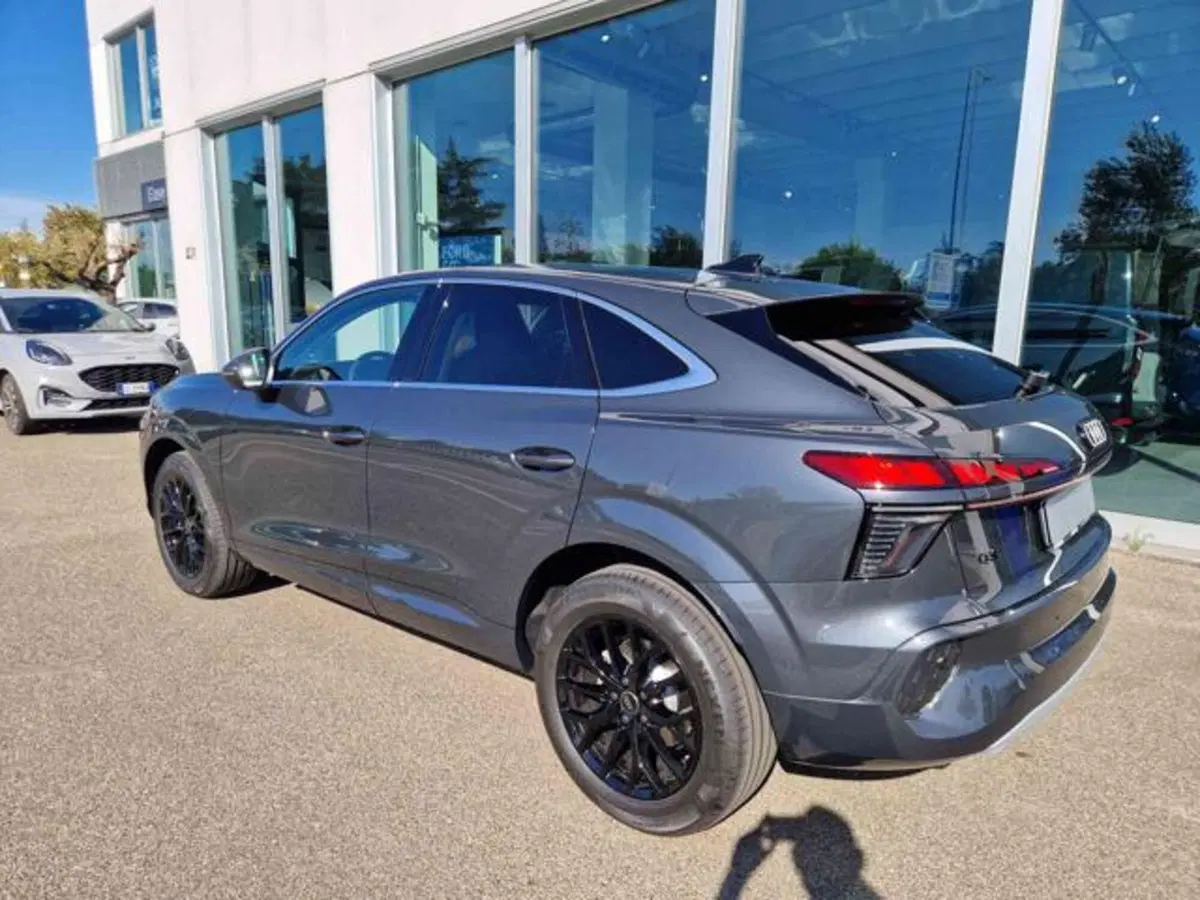 Audi Q3 Sportback nuova a Bologna (6)