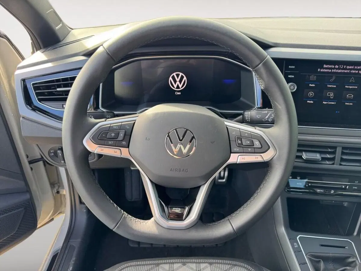 Volkswagen Polo nuova a Ravenna (12)
