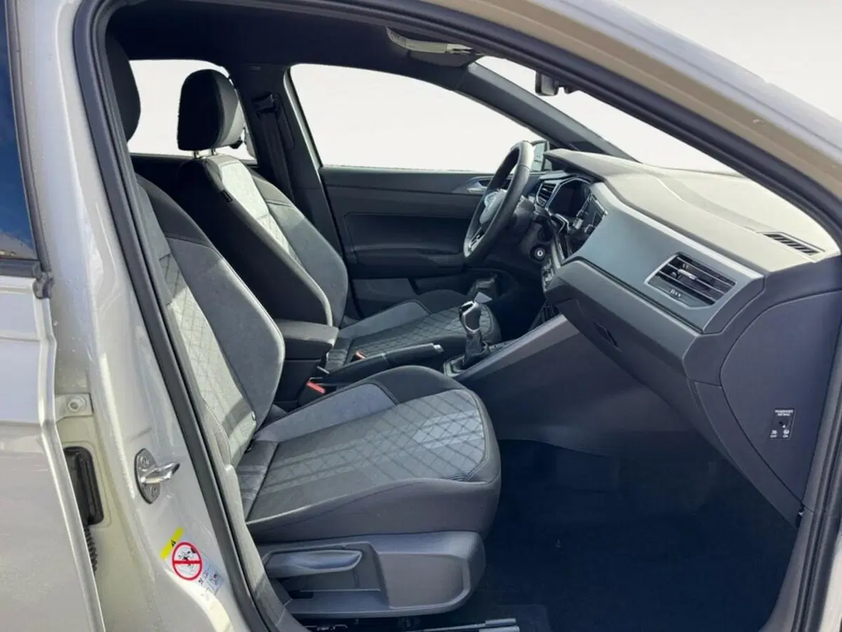 Volkswagen Polo nuova a Ravenna (7)