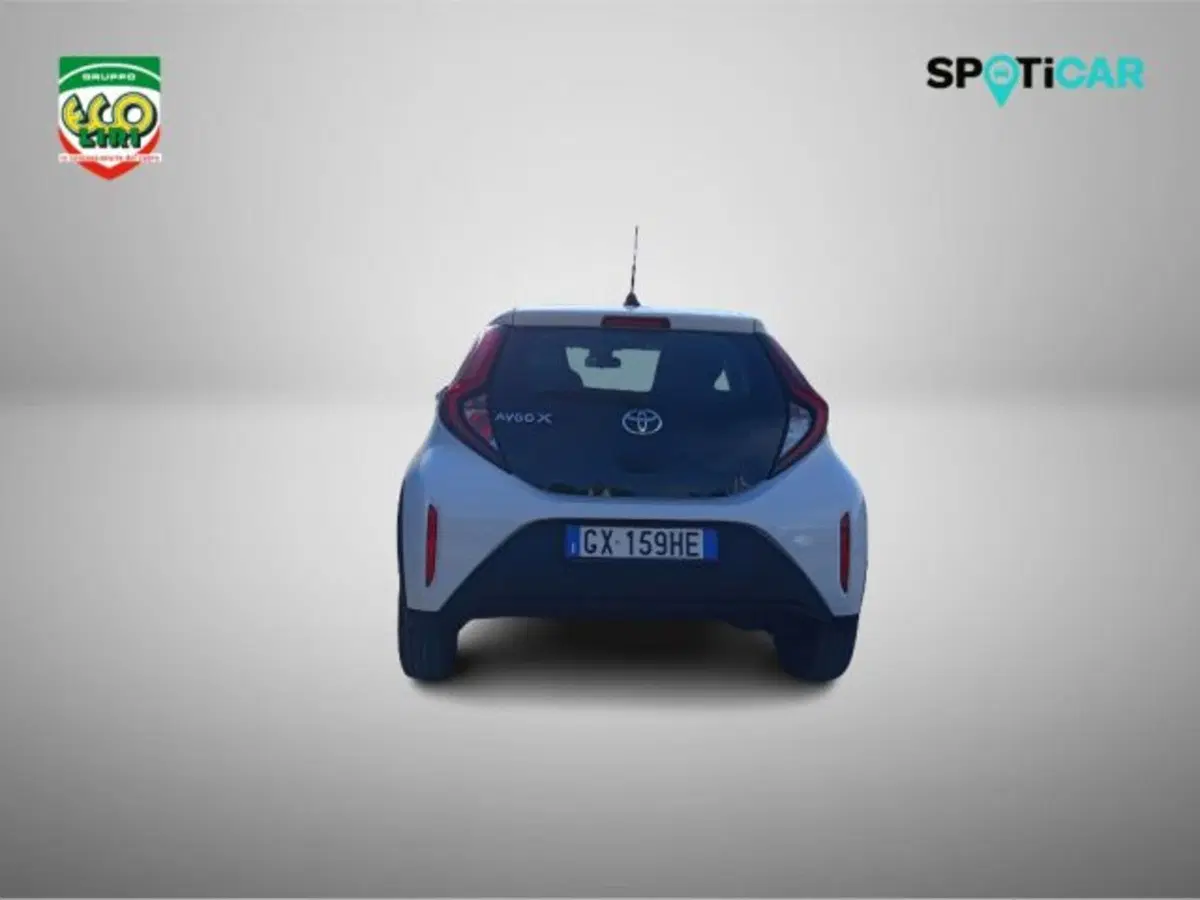 Toyota Aygo X usata a Frosinone (6)