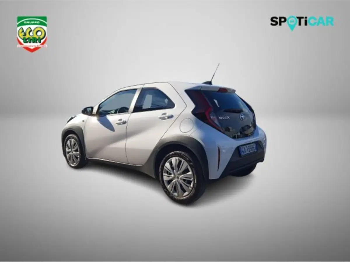 Toyota Aygo X usata a Frosinone (7)