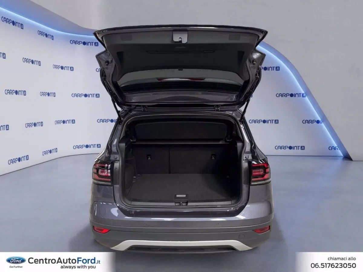 Volkswagen T-Cross usata a Roma (17)
