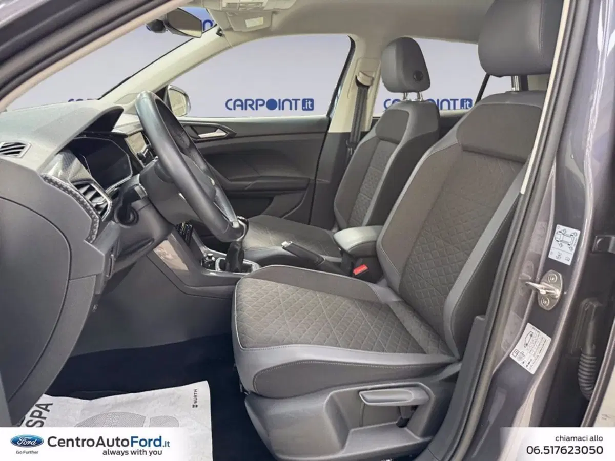 Volkswagen T-Cross usata a Roma (9)