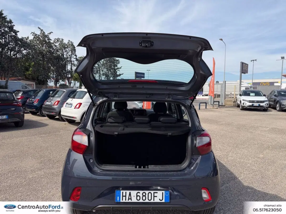 Hyundai i10 usata a Roma (17)