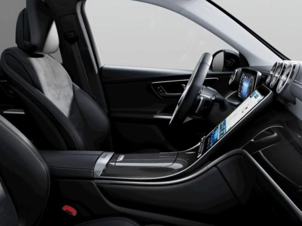 Mercedes-Benz GLC nuova a Verona (7)
