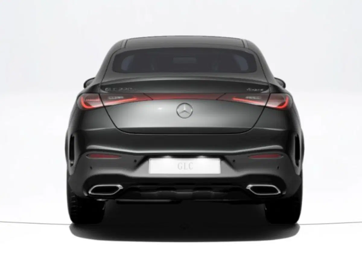 Mercedes-Benz GLC nuova a Verona (4)