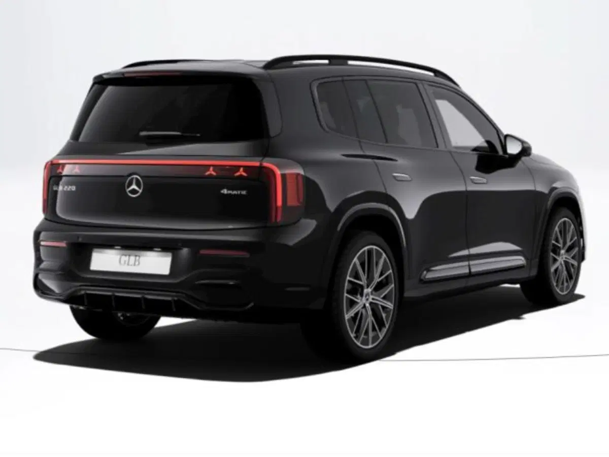 Mercedes-Benz GLB nuova a Verona (2)