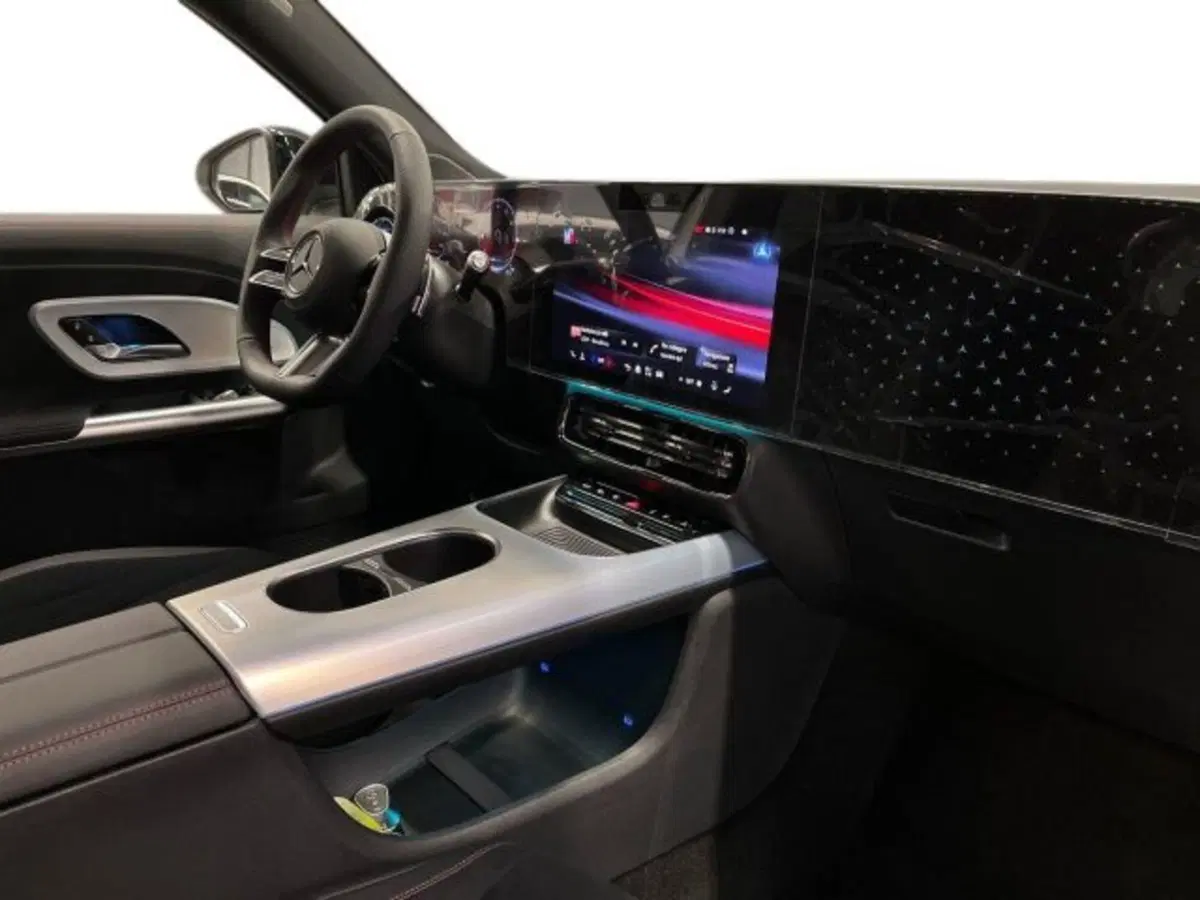 Mercedes-Benz GLB nuova a Verona (15)