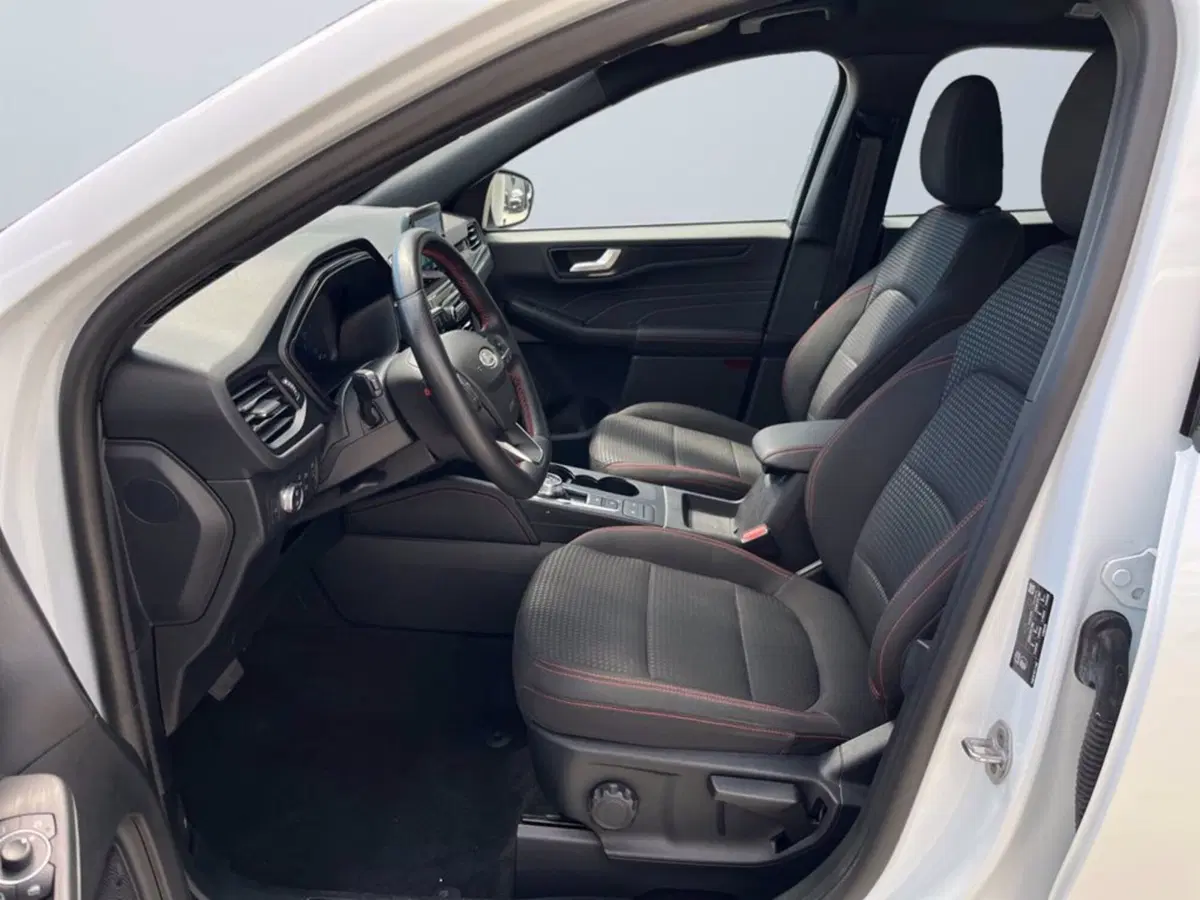 Ford Kuga usata a Milano (10)