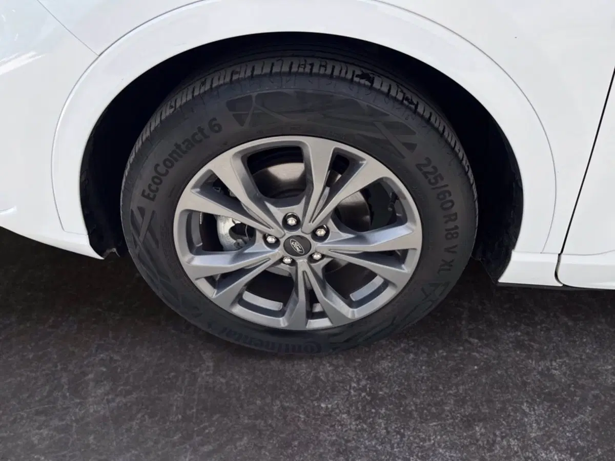 Ford Kuga usata a Milano (9)