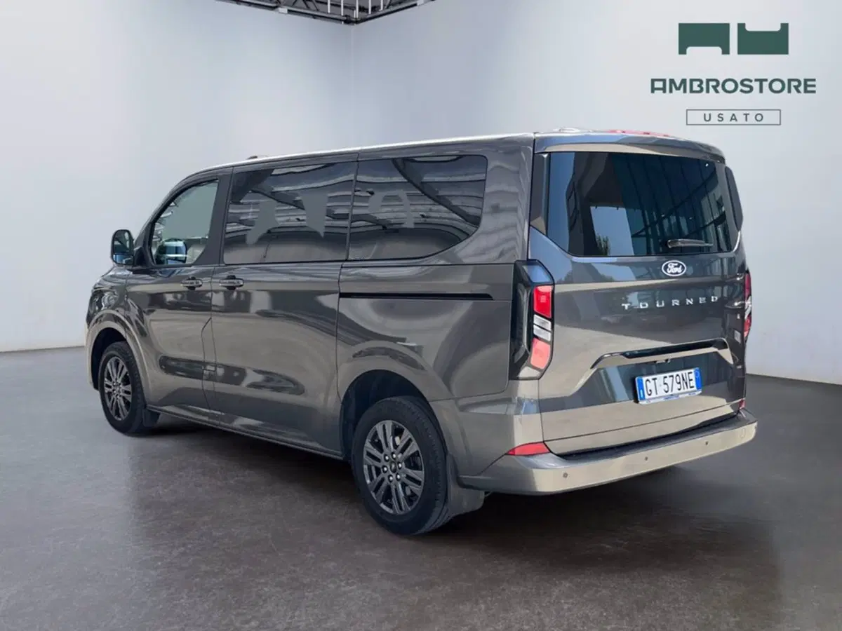 Ford Tourneo Custom usata a Milano (3)
