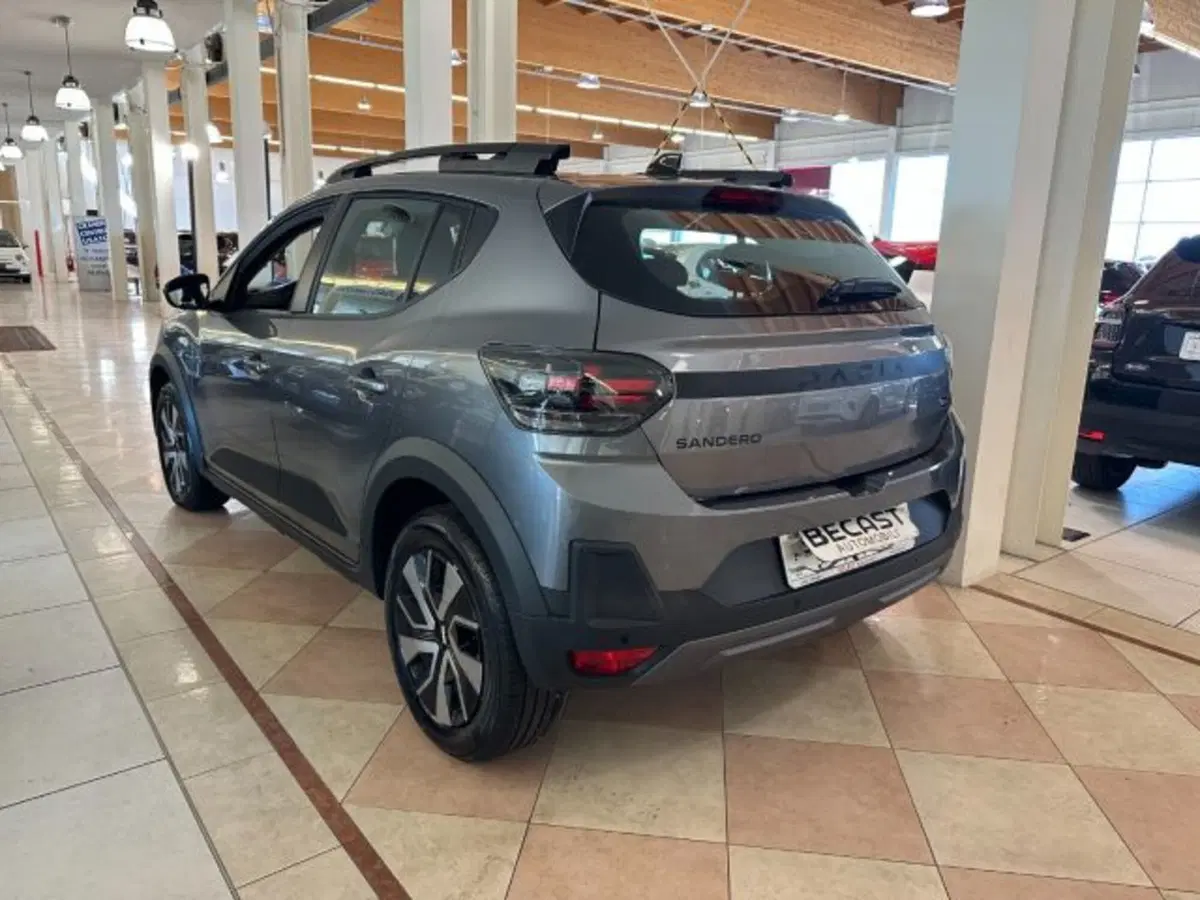 Dacia Sandero Stepway nuova a Vicenza (4)