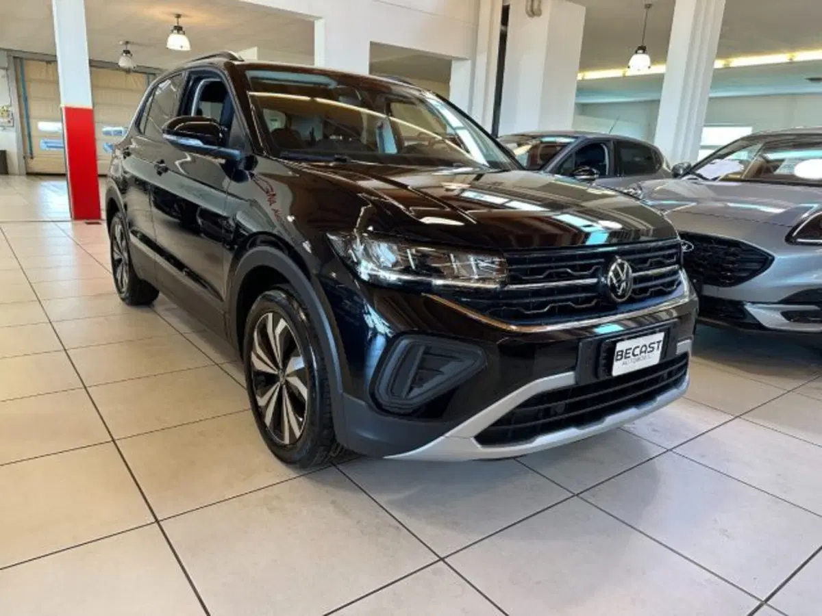 Volkswagen T-Cross nuova a Vicenza (2)