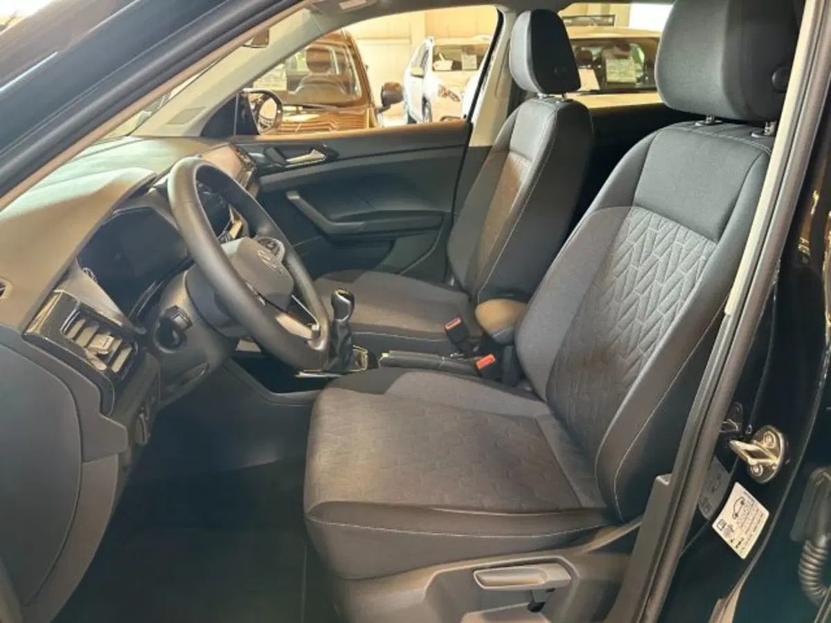 Volkswagen T-Cross nuova a Vicenza (8)
