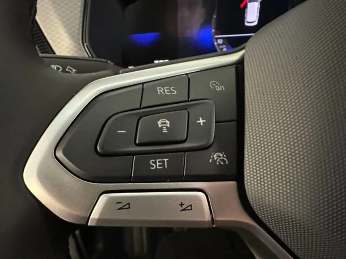 Volkswagen T-Cross nuova a Vicenza (14)